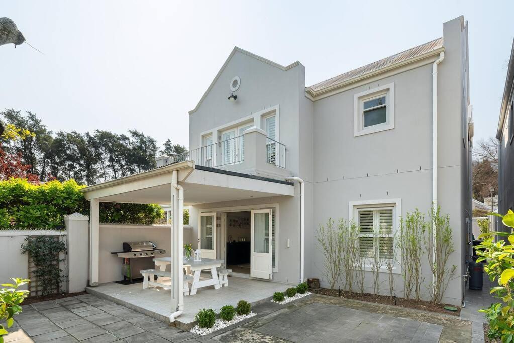 The Tram Home Stay Franschhoek Bagian luar foto