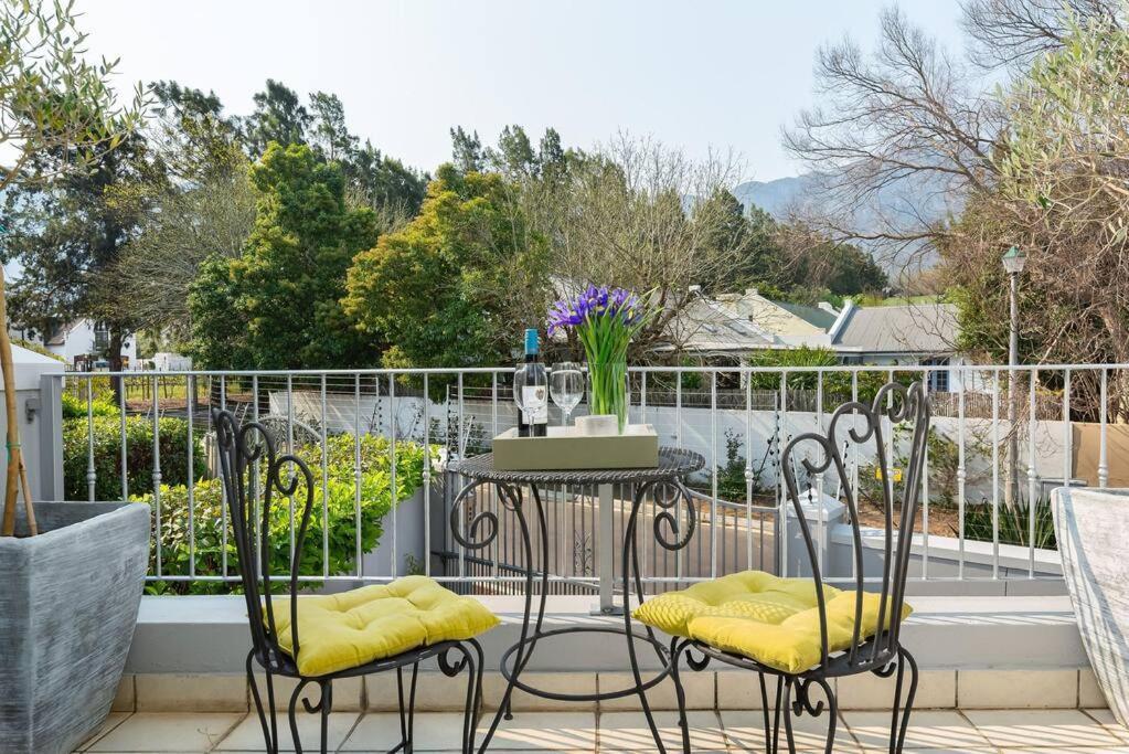 The Tram Home Stay Franschhoek Bagian luar foto