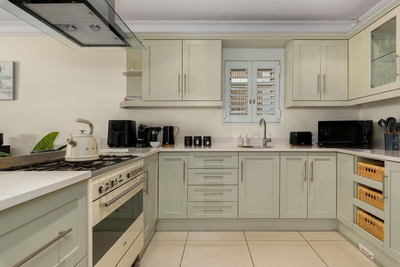 The Tram Home Stay Franschhoek Bagian luar foto