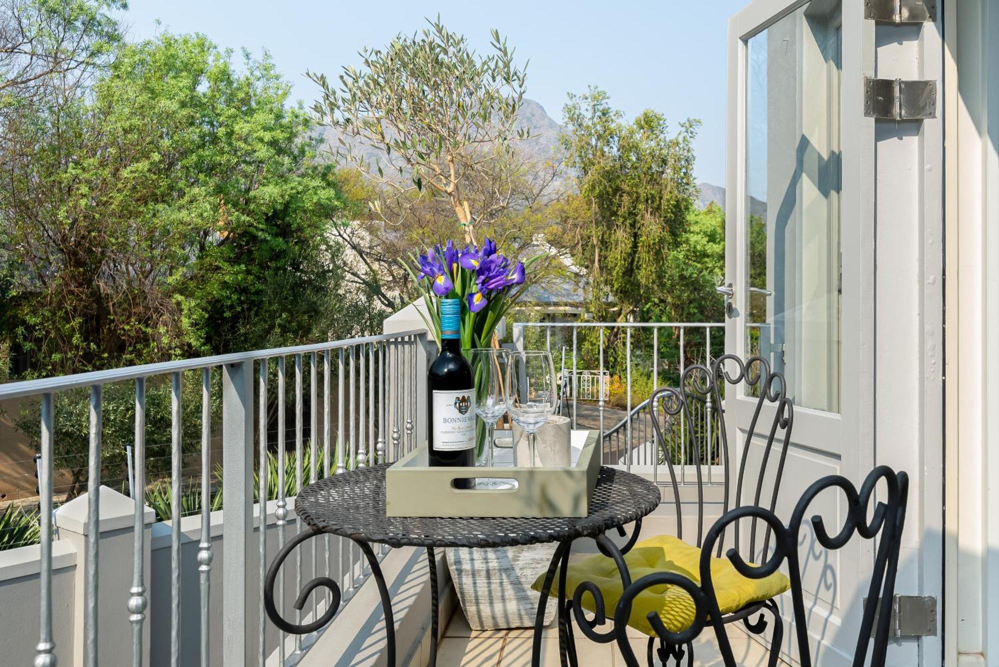 The Tram Home Stay Franschhoek Bagian luar foto